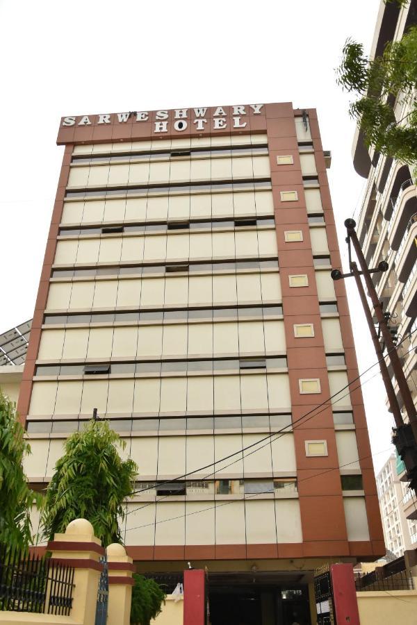 ורנאסי Hotel Sarweshwary מראה חיצוני תמונה